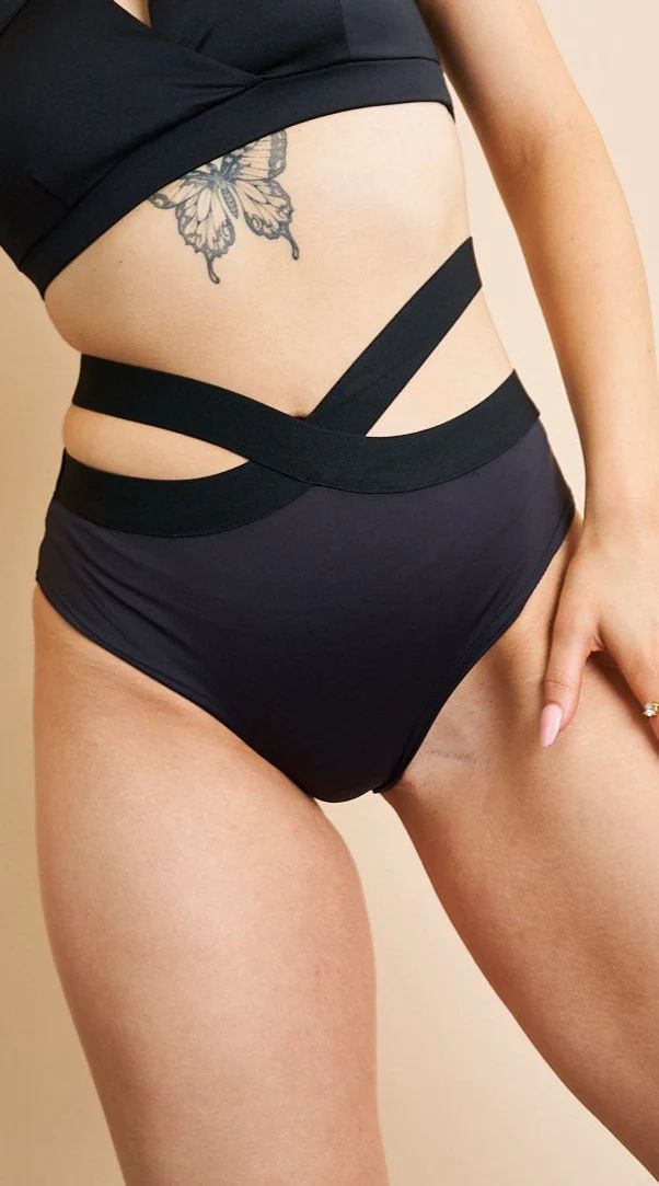 Lunalae - Culotte Tara taille basse - Noir recyclé