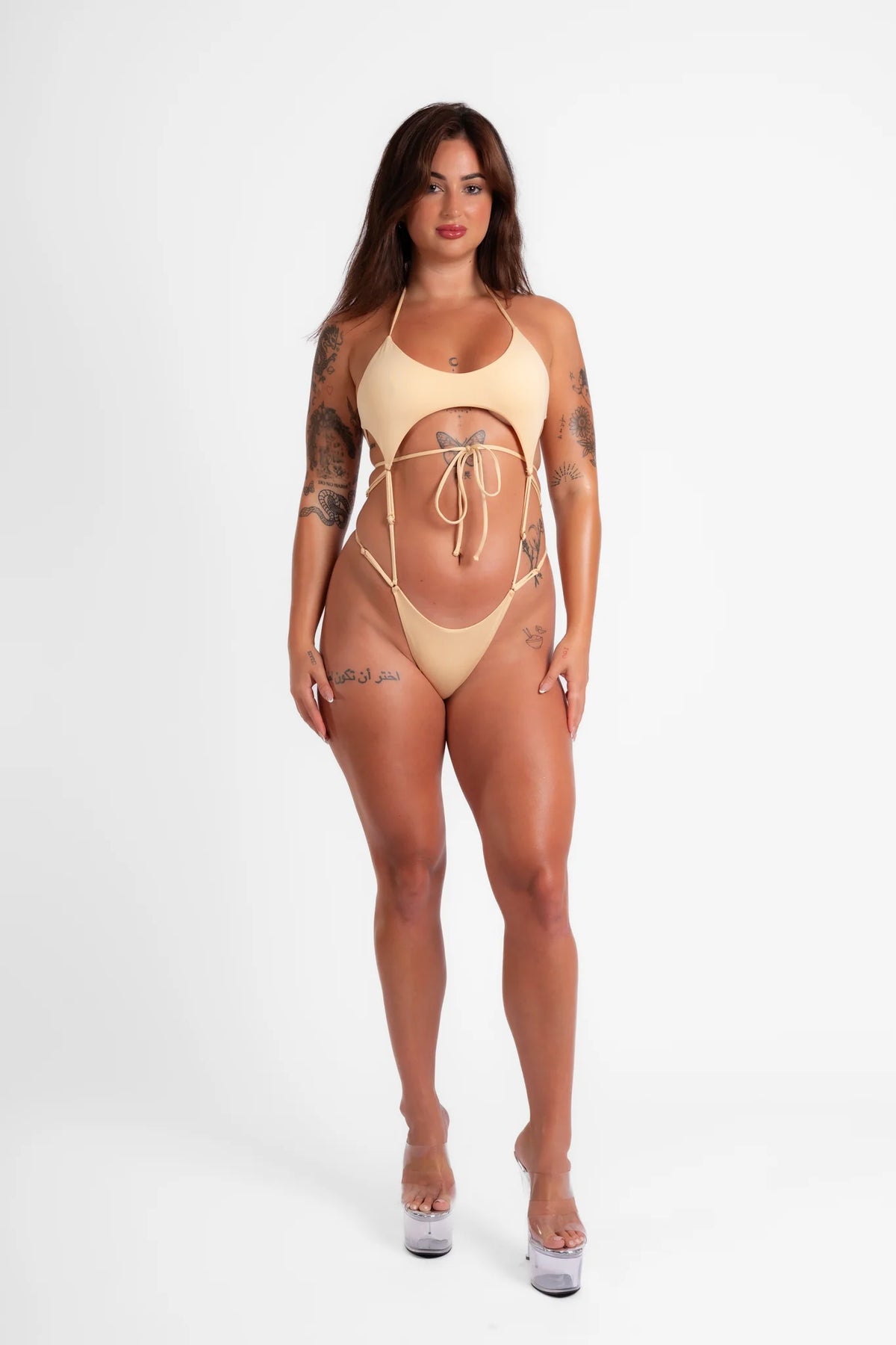 BaddieString - Honey Hustler Light Abricot